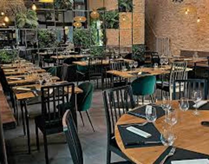 Au Nadeau Restaurant
