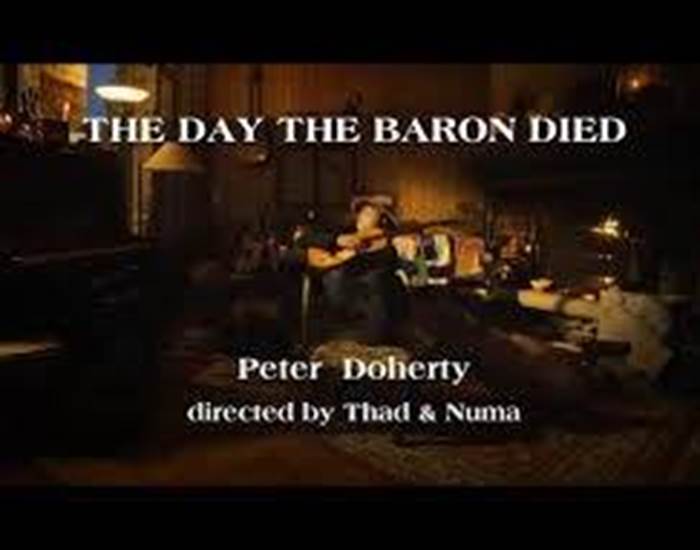 Pete Doherty : nouveau clip à Etretat