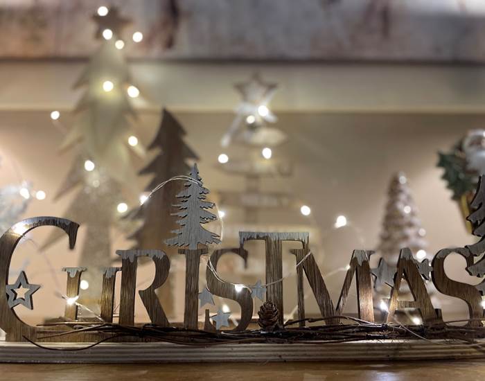 Décoration d'un Noël 2025 tout doux à la chouannerie 15 minutes Puy du Fou-news