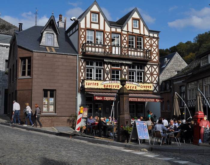 Ville touristique se conjugue avec ville commerçante