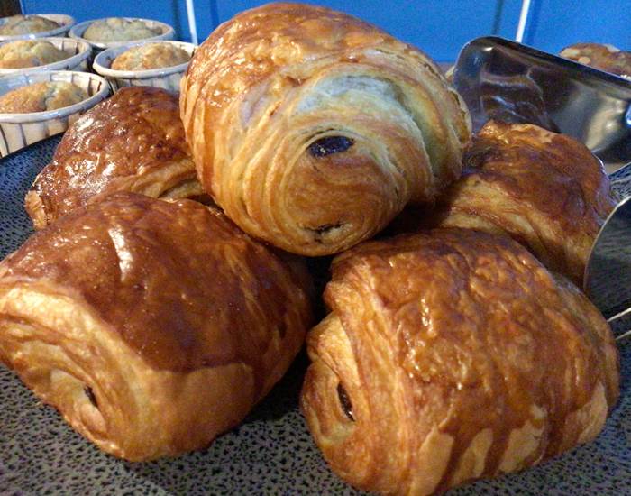 Pains au chocolat maison.