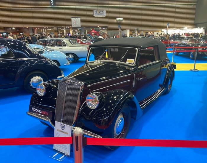 Voiture de collection à Mailhac