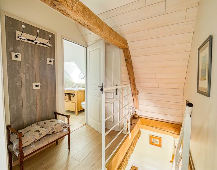pallier-suite-de-l-atelier-la-verrerie-d-ivoy