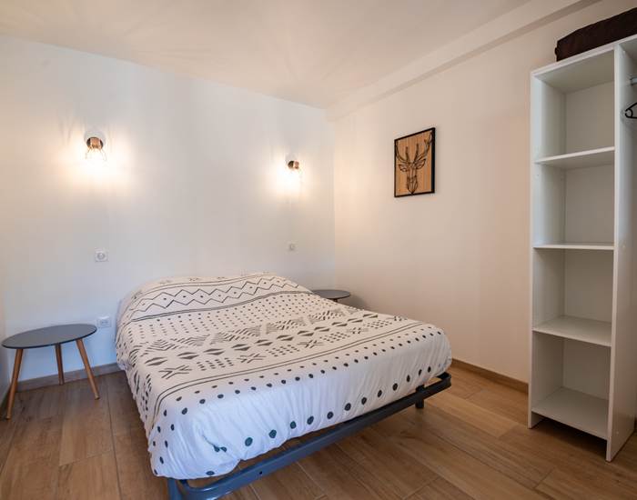 chambre lit double séjour calme