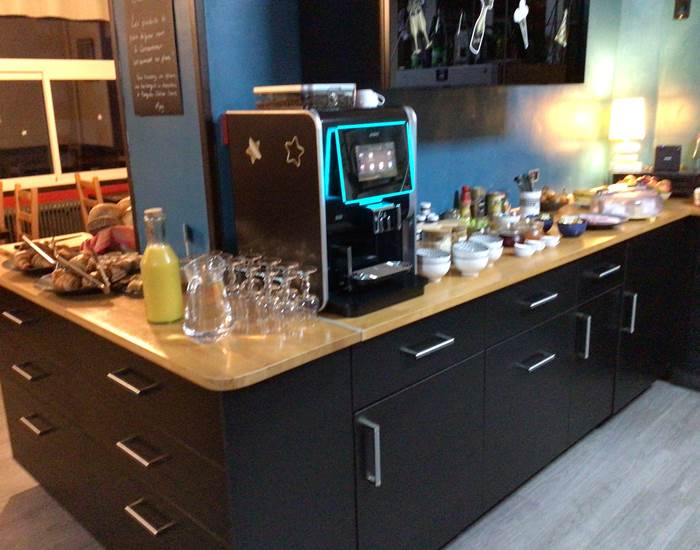 Petit déjeuner hôtel Bellevue Bagnoles Normandie