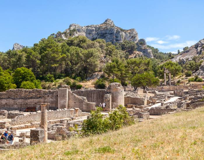 glanum saint remy de provence