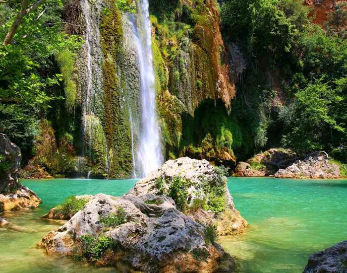Sillans-La-Cascade