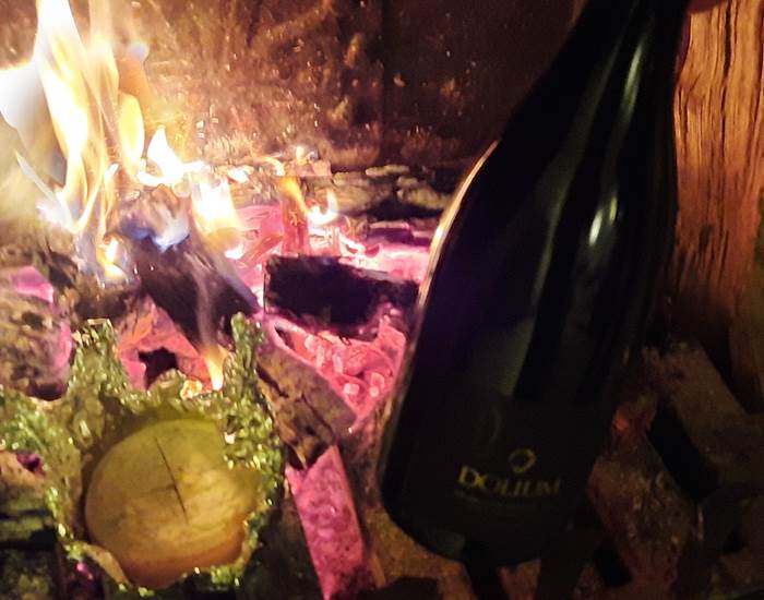 Camembert barbecue de la ferme Rodier accompagné d'un vin du Domaine "Pierre Fil"