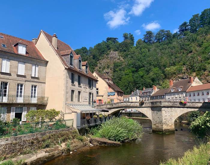Aubusson Felletin Gite de 12 personnes Creuse proche Faux la Montagne-page