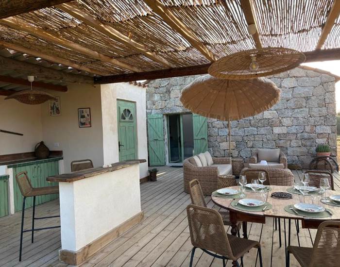 Terrasse rustique avec pergola