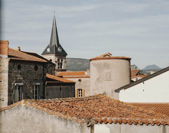 Ancien village vigneron et fortifié de Chadeleuf