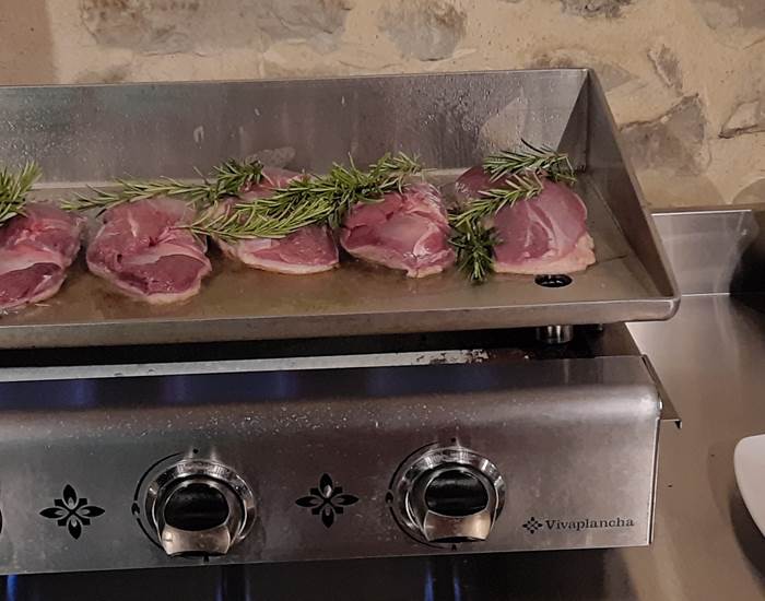 De bons produits locaux pour la table d'hôtes du Coq du Nord -Mailhac