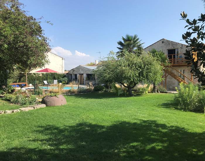 jardin vue piscine