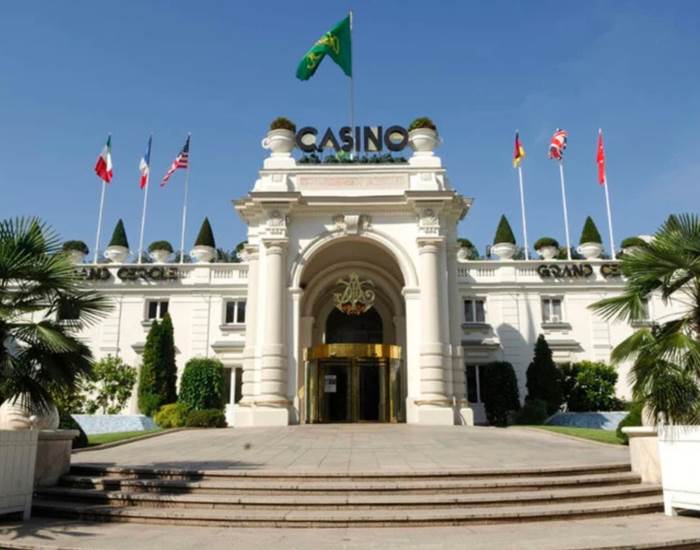 Casino d'Aix-les-Bains à 40mn du Manoir du Colombier - Escapade en Auvergne-Rhône-Alpes