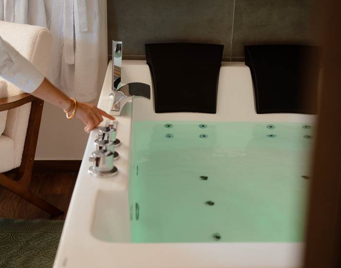 Suite Cara - Baignoire Balnéo