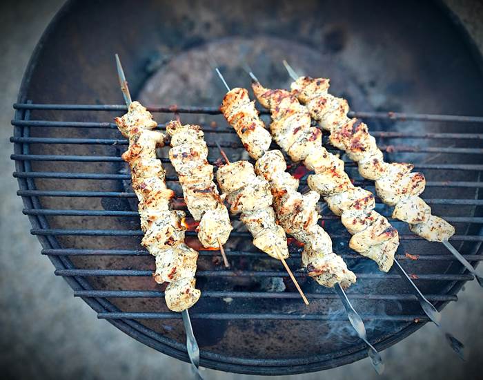 Gîtes, chambre d'hôtes et table d'hôtes gastronomique à Casteljaloux Lot et Garonne, piscine, jacuzzi et spa