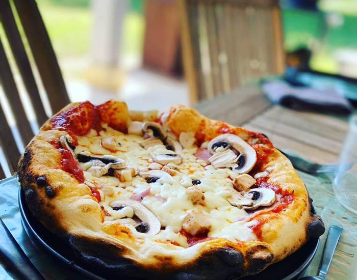 Gîtes, chambre d'hôtes et table d'hôtes gastronomique à Casteljaloux Lot et Garonne, piscine, jacuzzi et spa