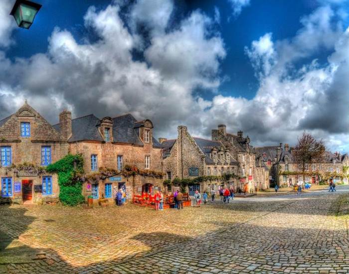 Centre de Locronan