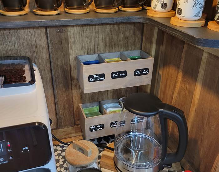Armoire à café