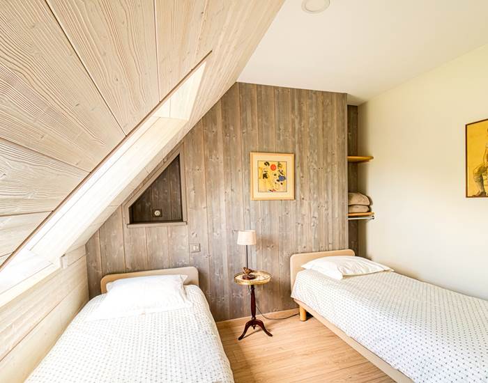 Suite-de-l-atelier-petite-chambre-2 lits-la-verrerie-d-ivoy
