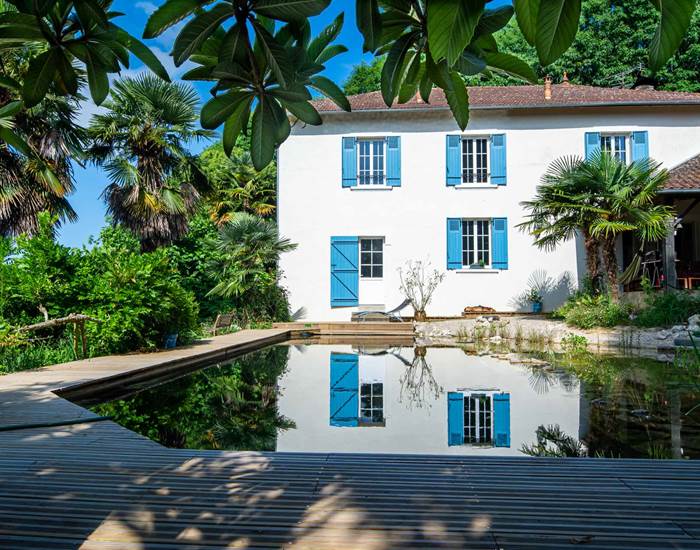 Les chemins de Berdis - Vue maison de la baignade