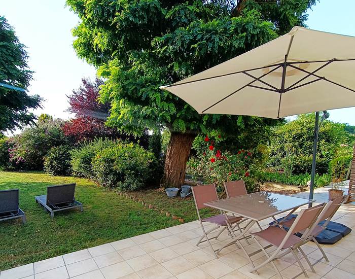 Gîtes, chambre d'hôtes et table d'hôtes gastronomique à Casteljaloux Lot et Garonne, piscine, jacuzzi et spa