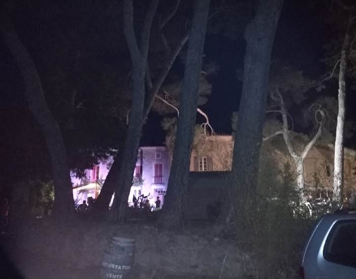 Ambiance estivale au Domaine Les Tuileries