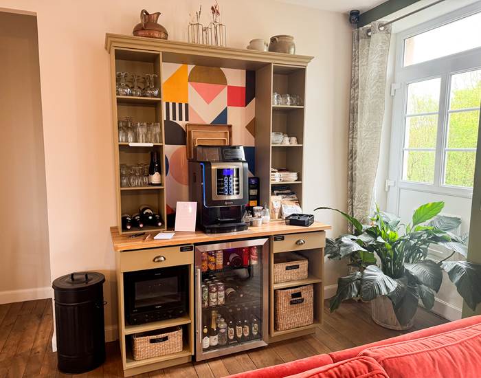 Honesty bar-page