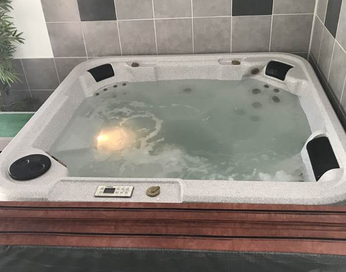 jacuzzi