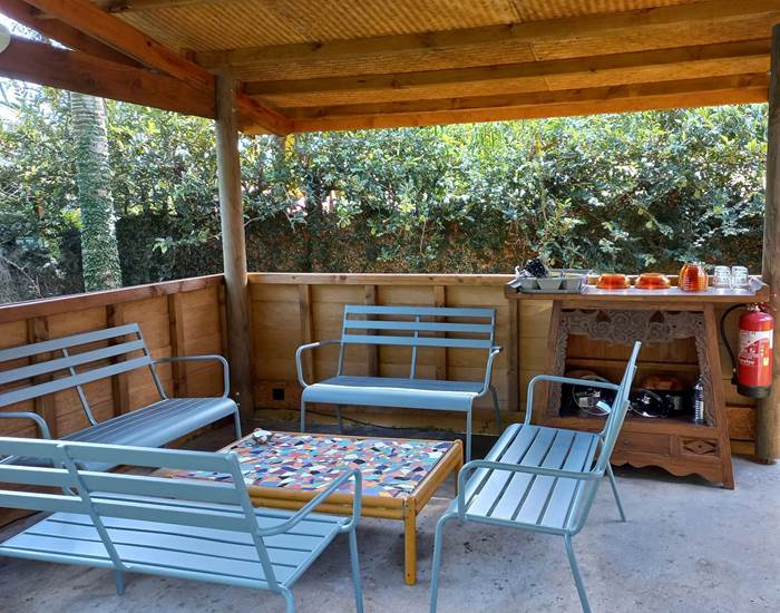 LA CASE FAMILIALE la terrasse