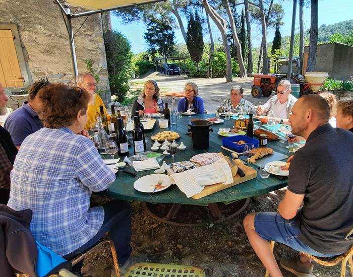 Première activité avec les vignerons Mailhacois 🍇 🍇 🍇