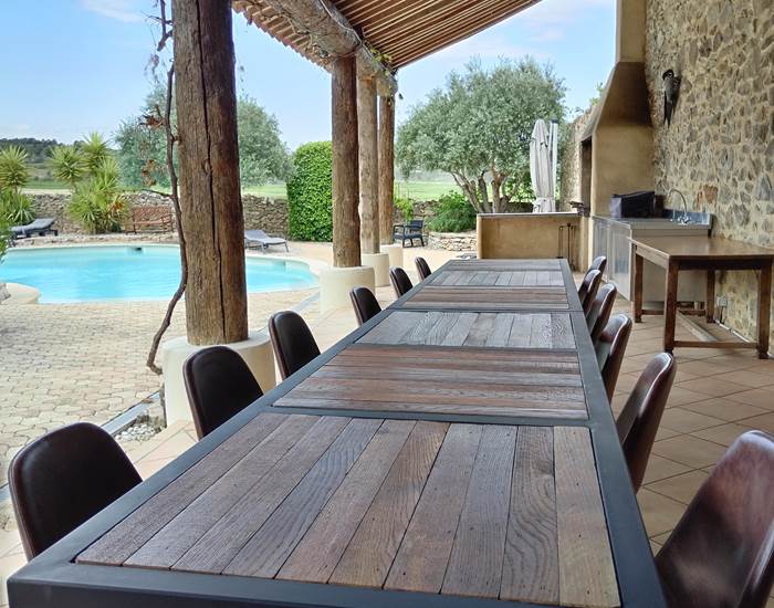 Nouvelles tables extérieures réalisées par Olivier