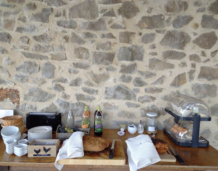 Les petits déjeuners des chambres d'hôtes à Le Coq du Nord -Mailhac