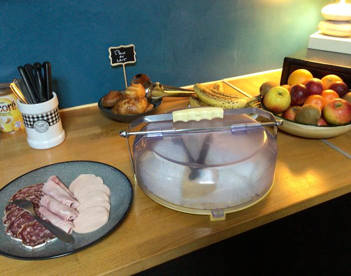 Petit déjeuner hôtel Bellevue Bagnoles Normandie