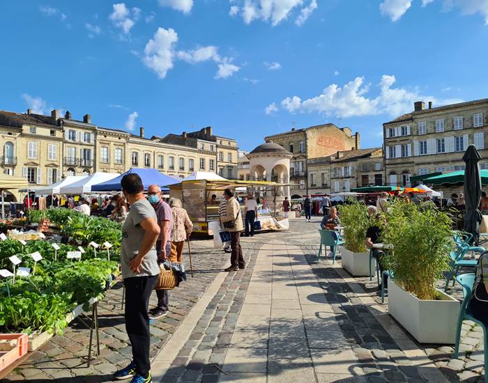 Marché de Libourne, produits frais, nourriture locale