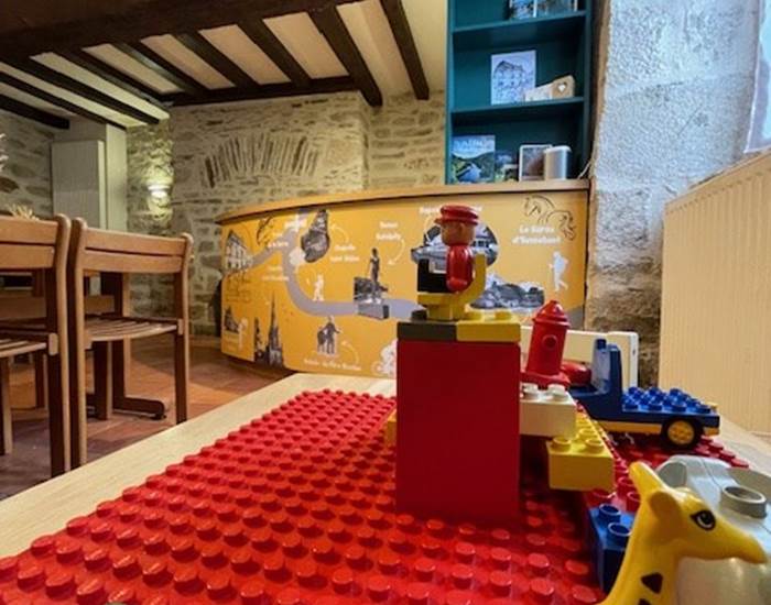 Coin enfants Grand Gîte Ty Bihui Bretagne