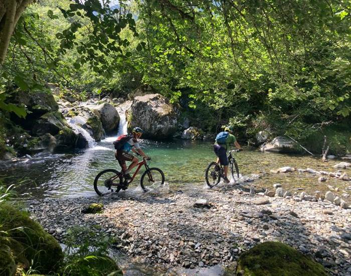 VTT All Mountain en vallée du Lys