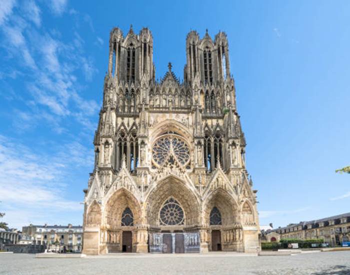 La Cathédrale Notre-Dame-page