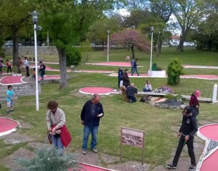 Mini-Golf