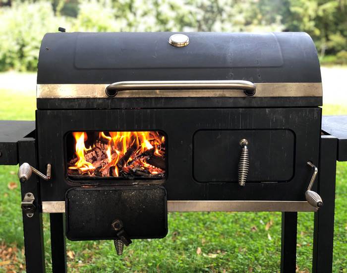 Barbecue à plat