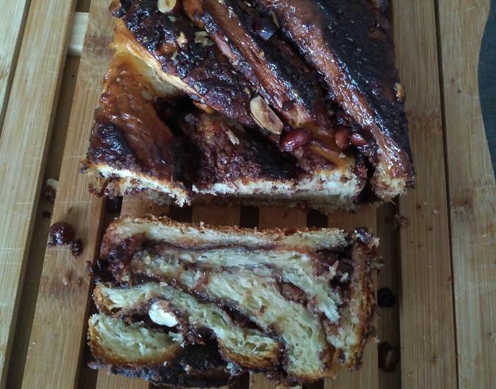 Babka au Nutella et noisettes