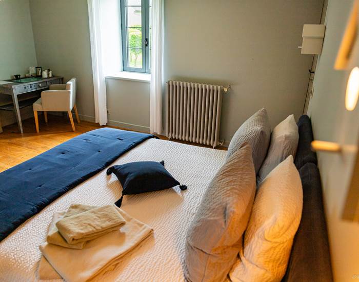 Chambre 3 vue2 BedinBellongue