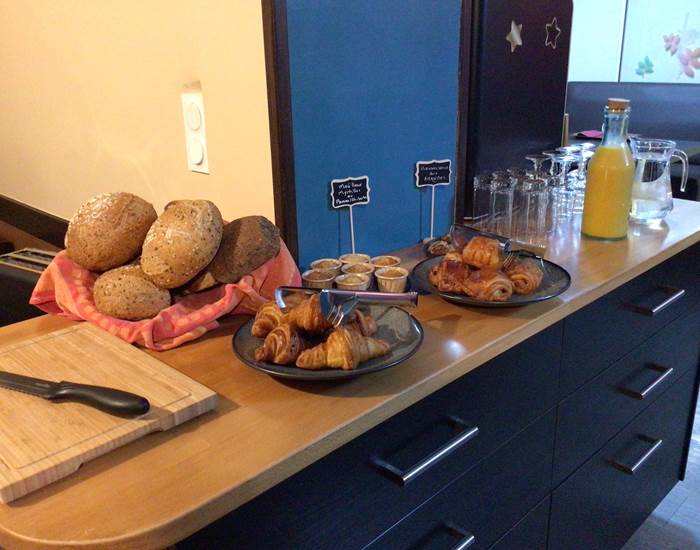 Petit déjeuner hôtel Bellevue Bagnoles Normandie