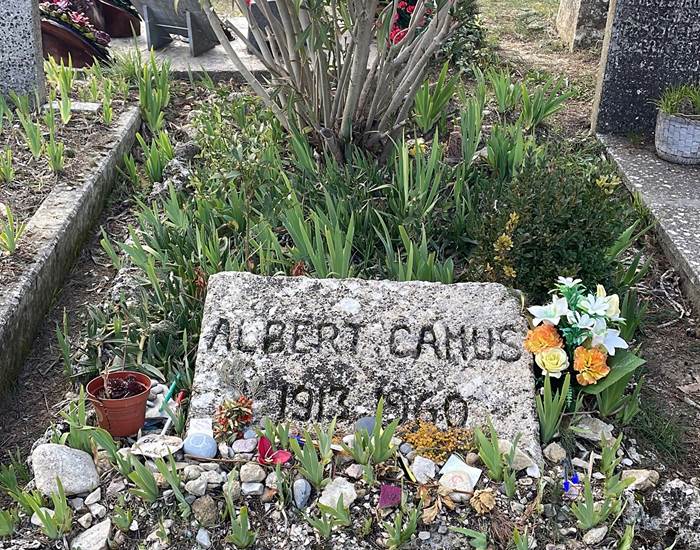Tombe d'Albert Camus - Cimetière de Lourmarin