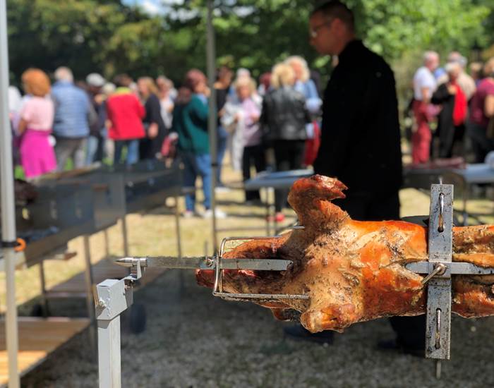 Cochon à la broche