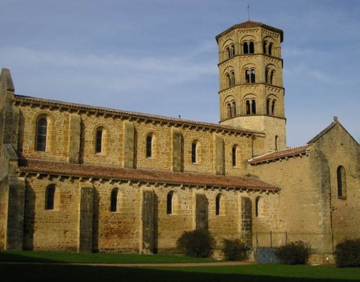 Les Eglises et Chapelles Romanes du Brionnais
