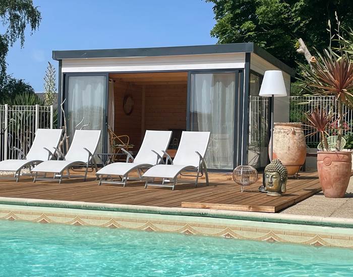 le bungalow de la piscine-page