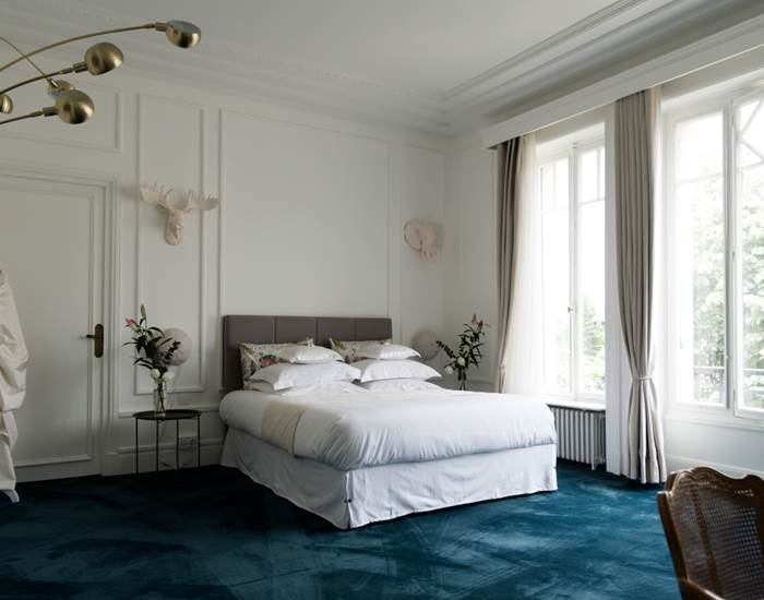 Chambre Klein, baignée de lumière