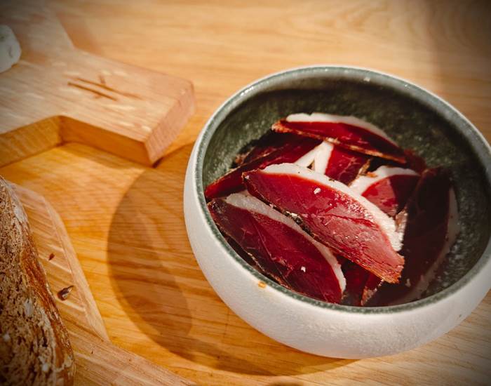 Gîtes, chambre d'hôtes et table d'hôtes gastronomique à Casteljaloux Lot et Garonne, piscine, jacuzzi et spa