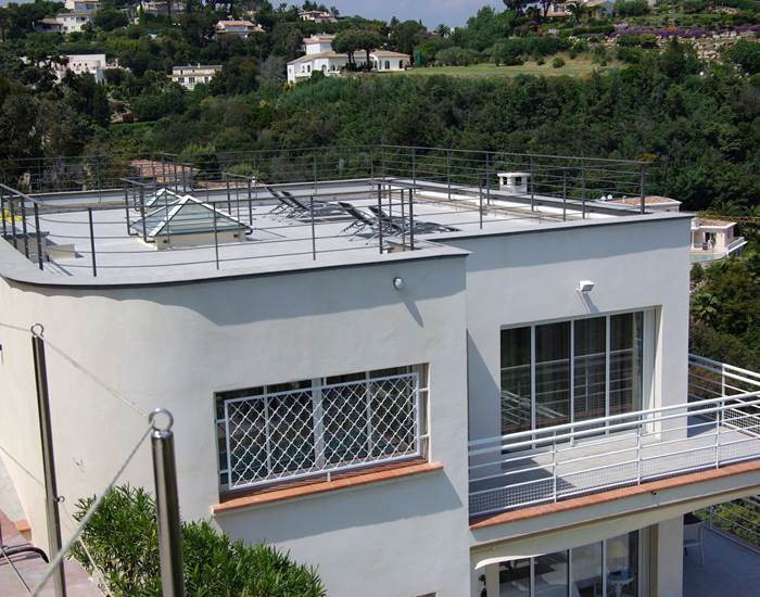 amazing sea vue modern  villa with roof top south france riviera
